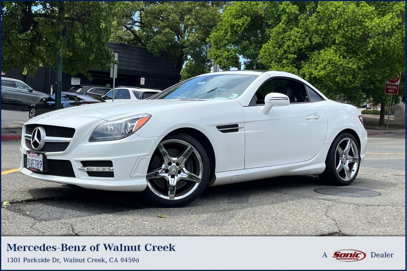 Used 2015 Mercedes-Benz SLK 250 image 1