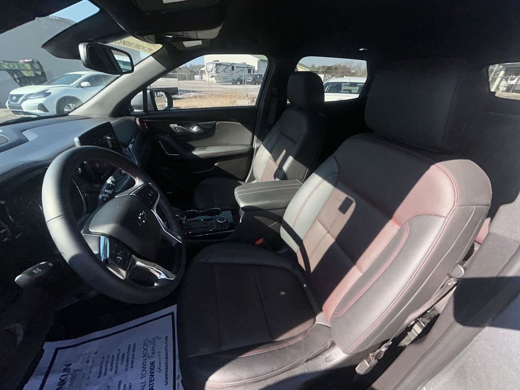 Used 2024 Chevrolet Blazer RS w/ Enhanced Convenience Package image 15