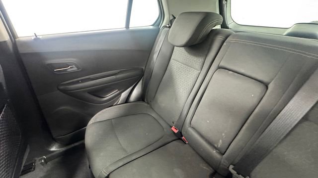 Used 2017 Chevrolet Trax LS AWD/4WD image 14