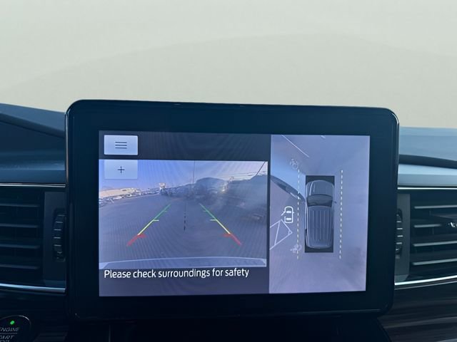 Used 2020 Ford Explorer Limited image 18