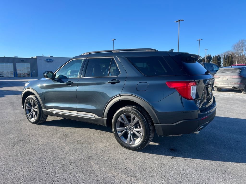 Certified 2023 Ford Explorer XLT w/ Equipment Group 202A image 6