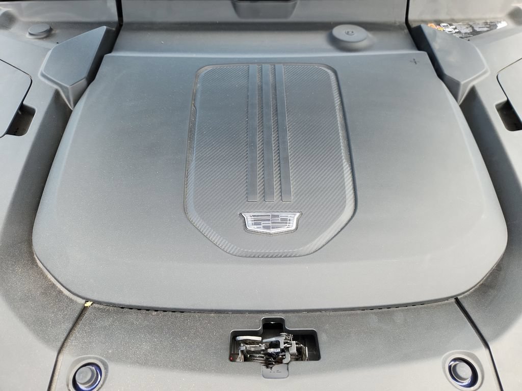 Used 2024 Cadillac Lyriq Sport AWD/4WD image 15