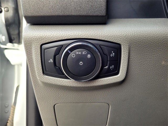 Used 2022 Ford F250 XL w/ Power Equipment Group image 20