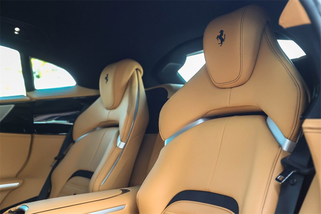 Certified 2024 Ferrari Purosangue Base image 42