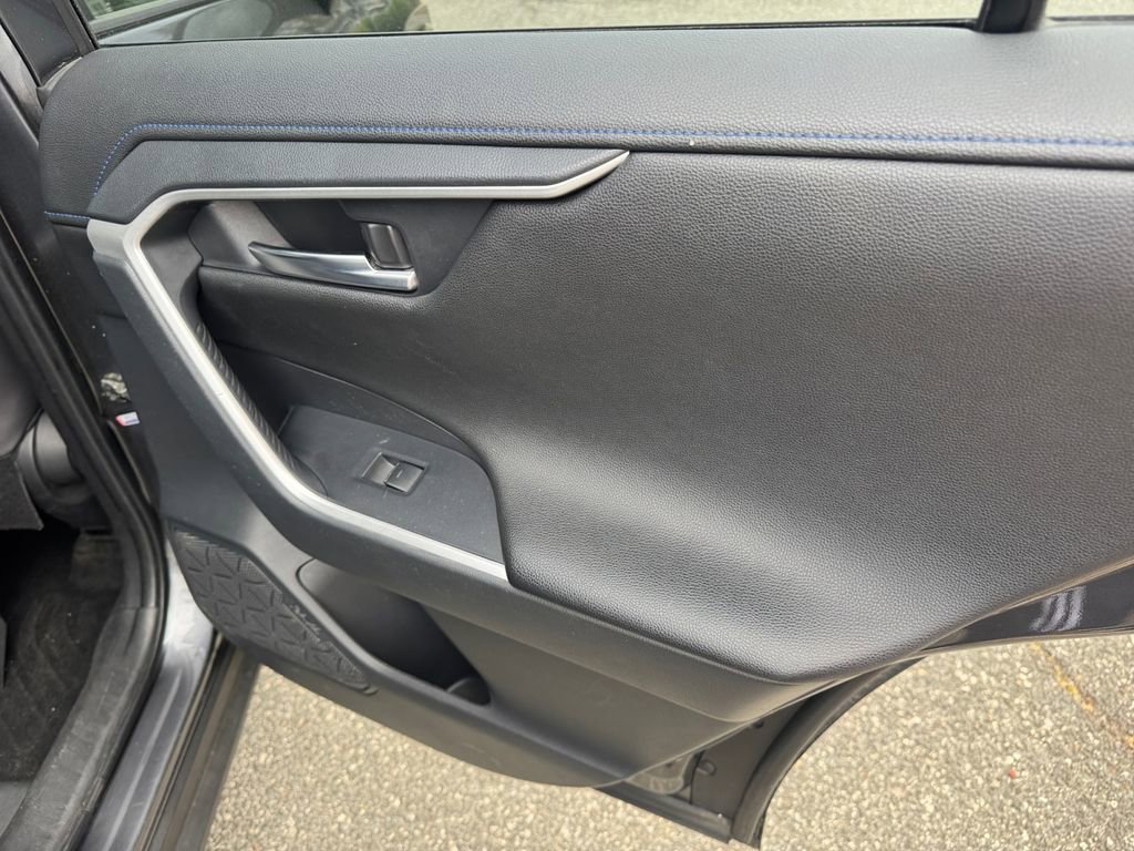 Used 2024 Toyota RAV4 XSE w/ Advanced Technology Package image 23