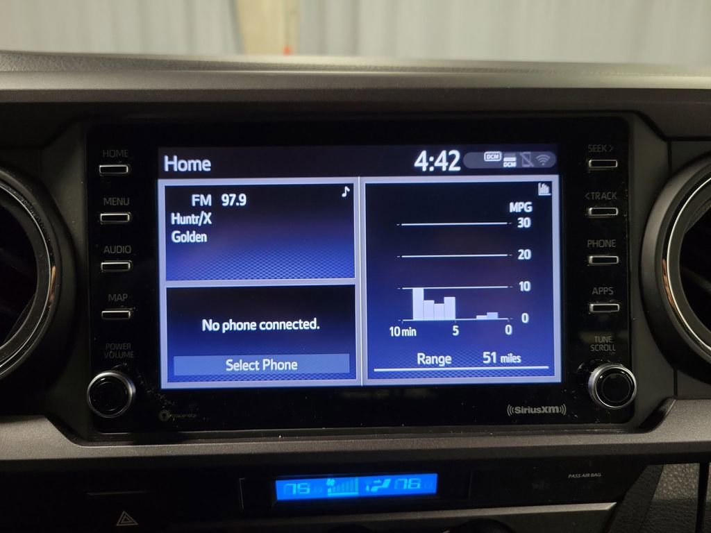 Used 2023 Toyota Tacoma TRD Off-Road image 18