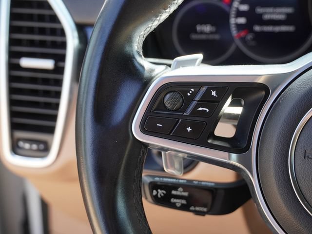 Used 2020 Porsche Cayenne AWD/4WD image 29
