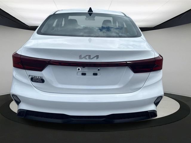 Used 2023 Kia Forte LXS image 6