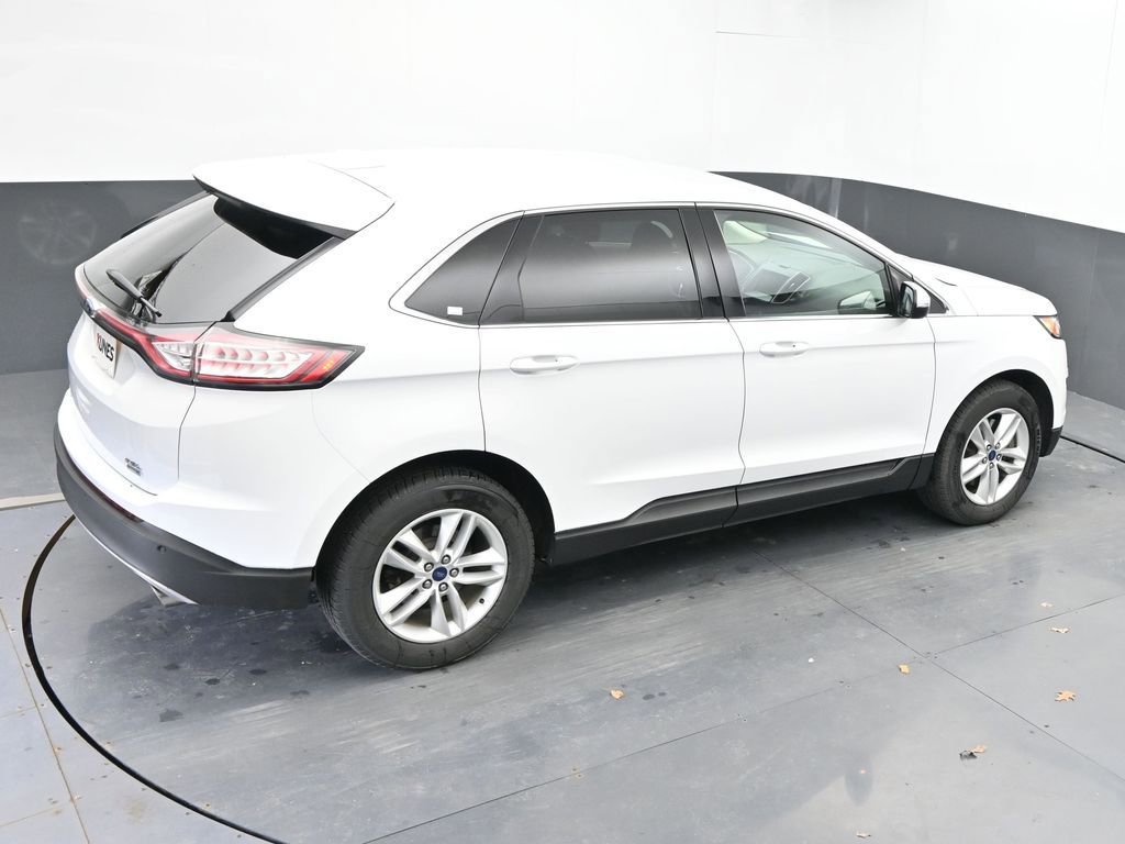 Used 2017 Ford Edge SEL w/ Equipment Group 201A AWD/4WD image 42