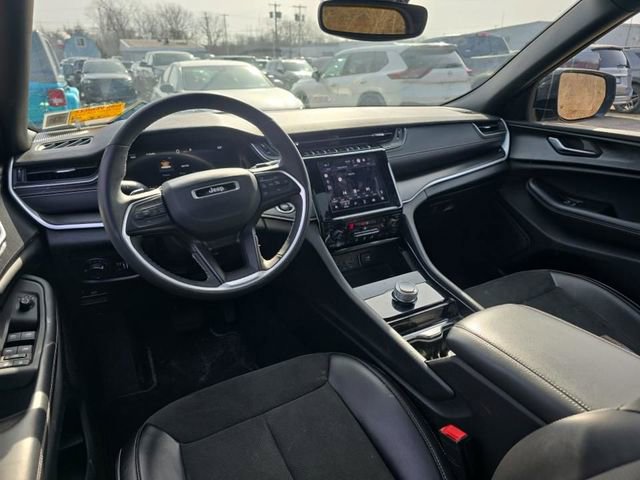 Certified 2023 Jeep Grand Cherokee L Laredo image 8