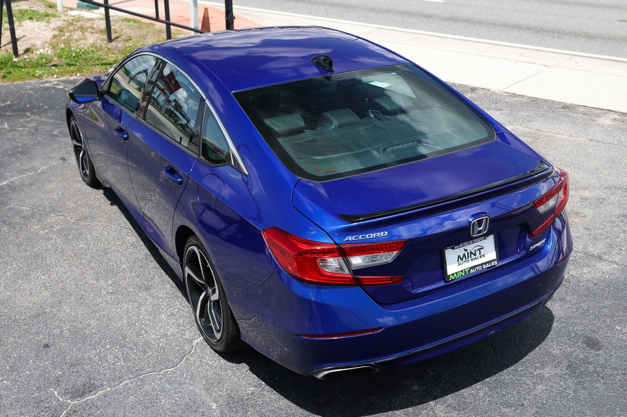 Used 2022 Honda Accord Sport image 8