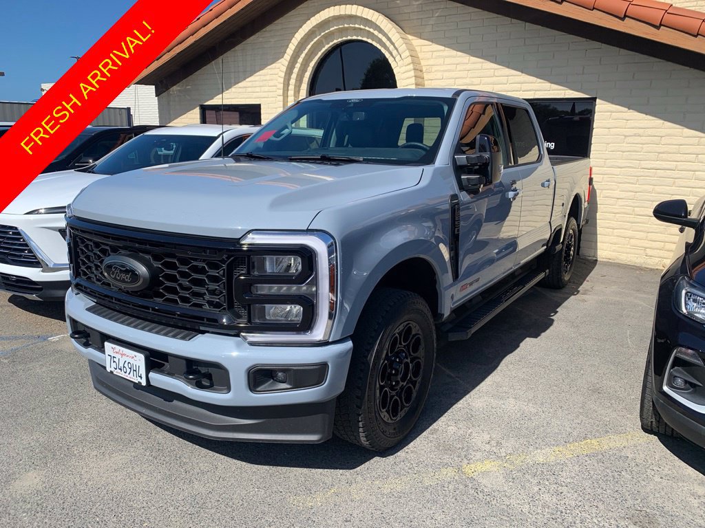 Used 2026 Ford F250 Lariat w/ Black Appearance Package