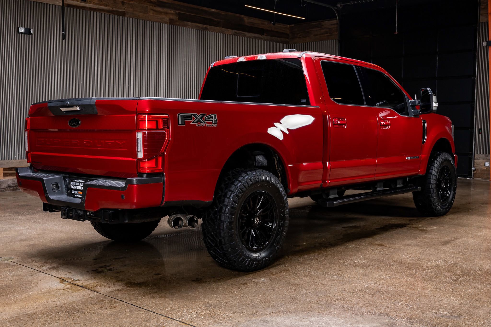 Used 2022 Ford F250 Lariat w/ Black Appearance Package image 10