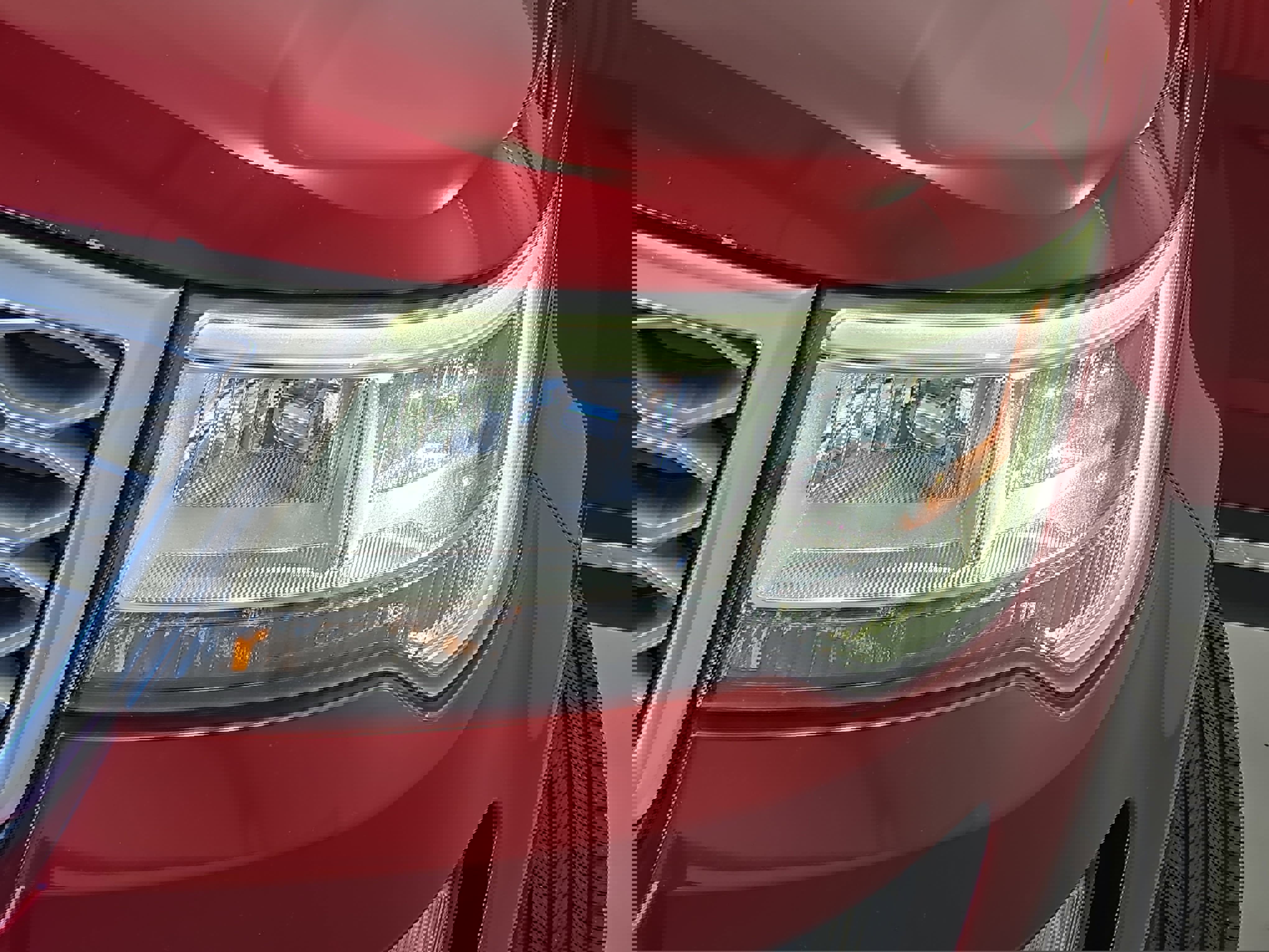 Used 2017 Ford Explorer Platinum image 33