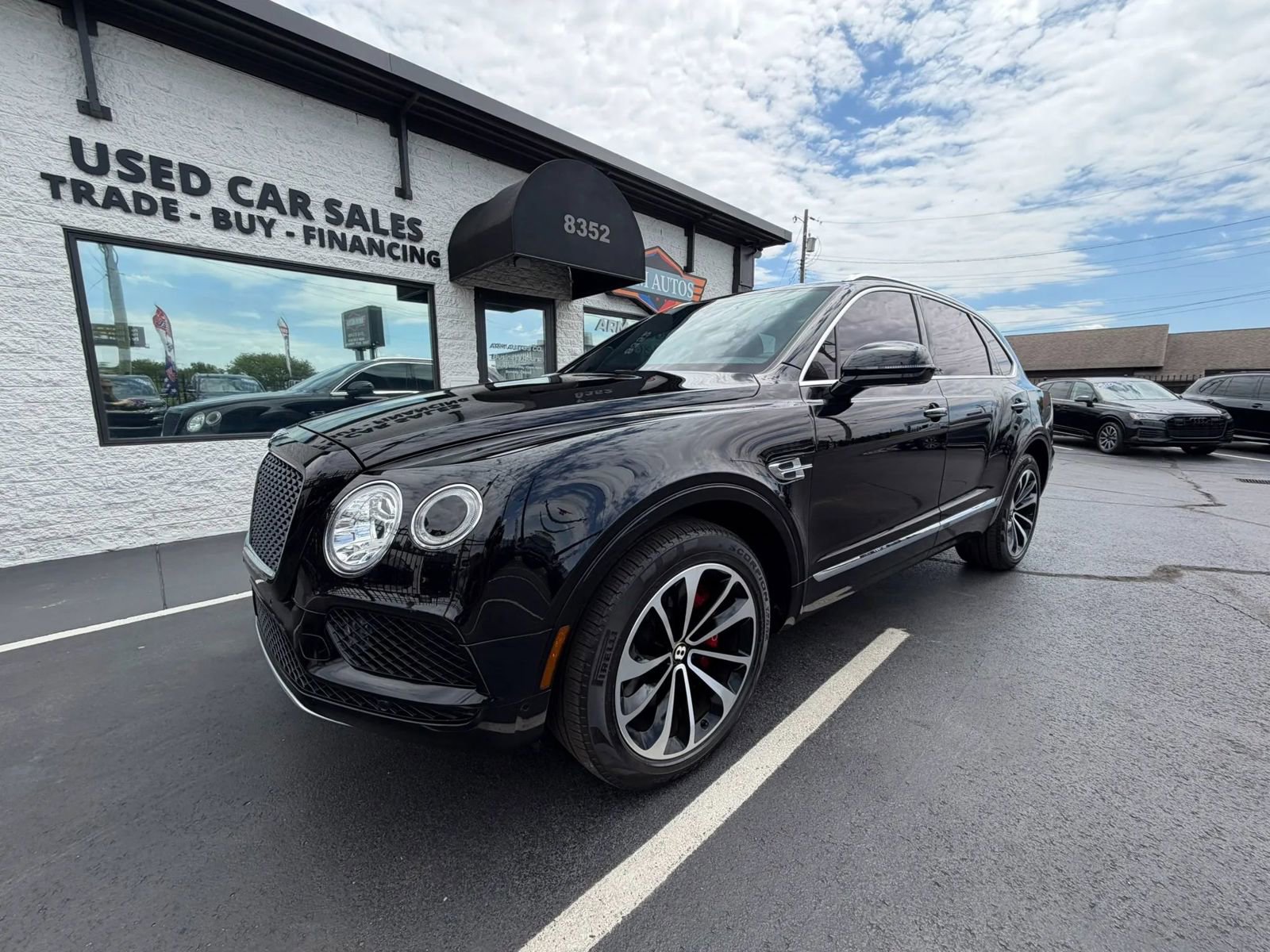 Used 2020 Bentley Bentayga AWD/4WD image 9