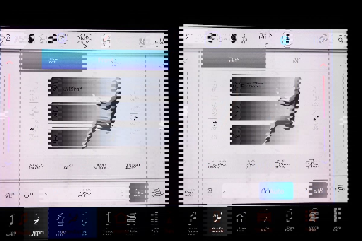 Used 2022 Jeep Wagoneer Series III w/ Premium Group I image 47