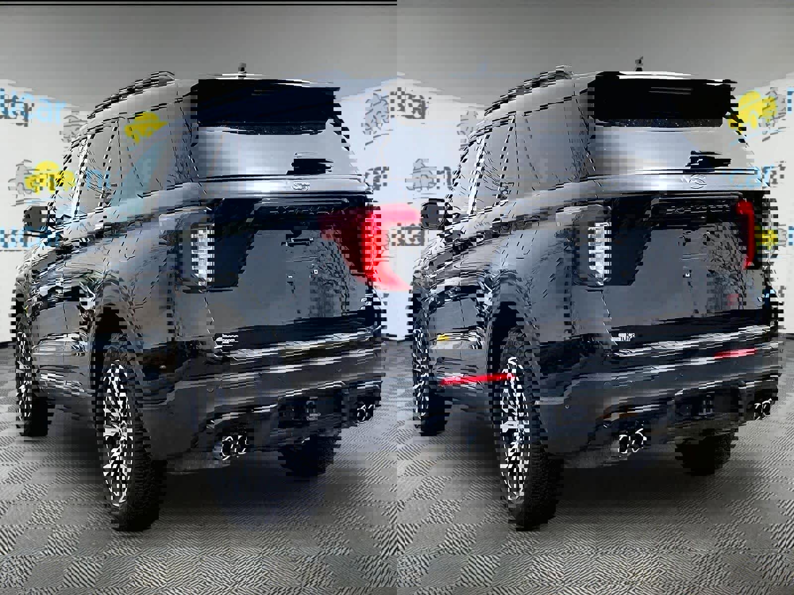 Used 2020 Ford Explorer ST AWD/4WD image 4