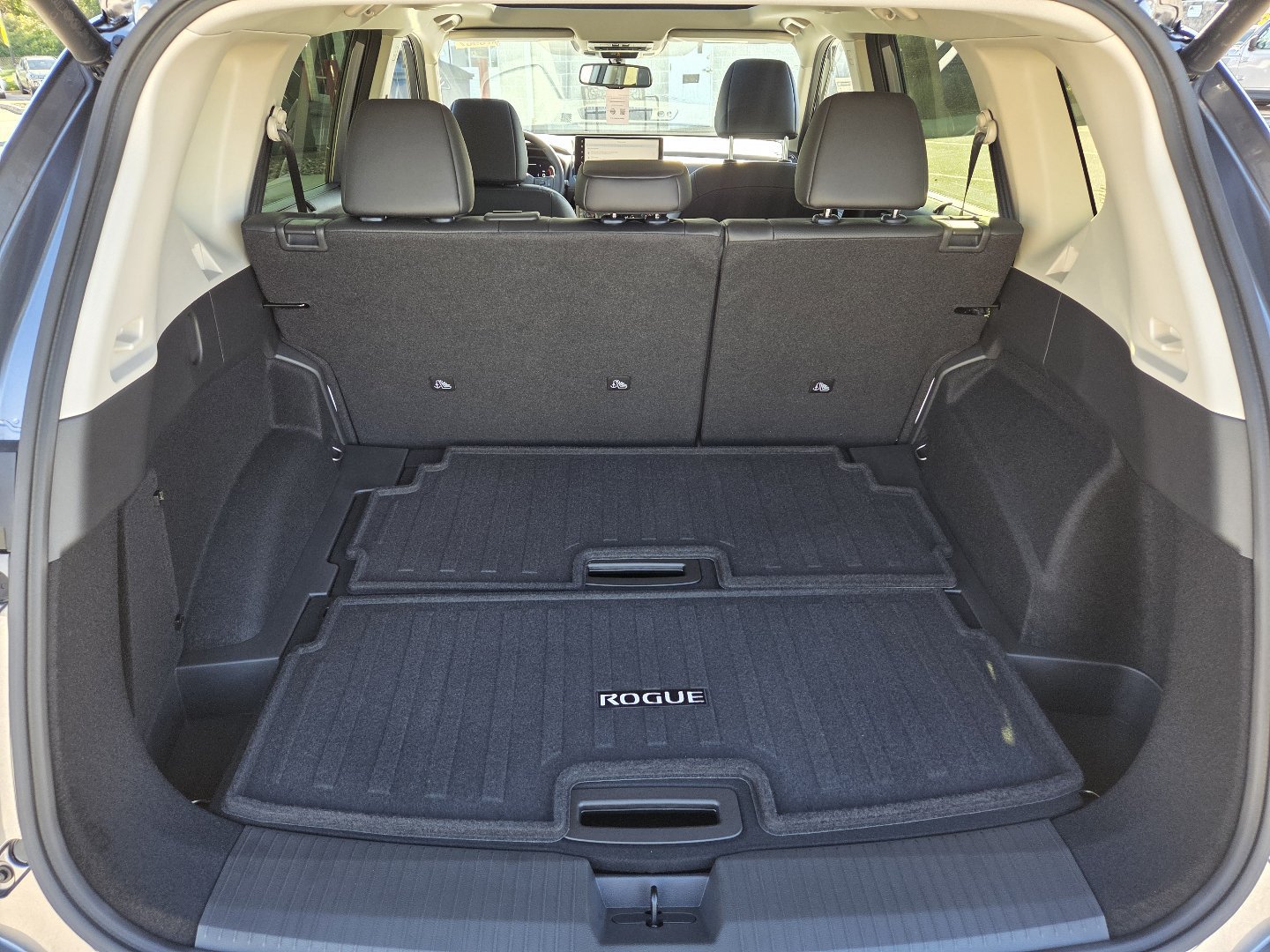 New 2026 Nissan Rogue Platinum AWD/4WD image 24