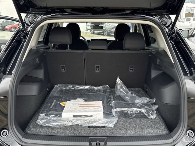 New 2026 Volkswagen Tiguan S FWD image 10