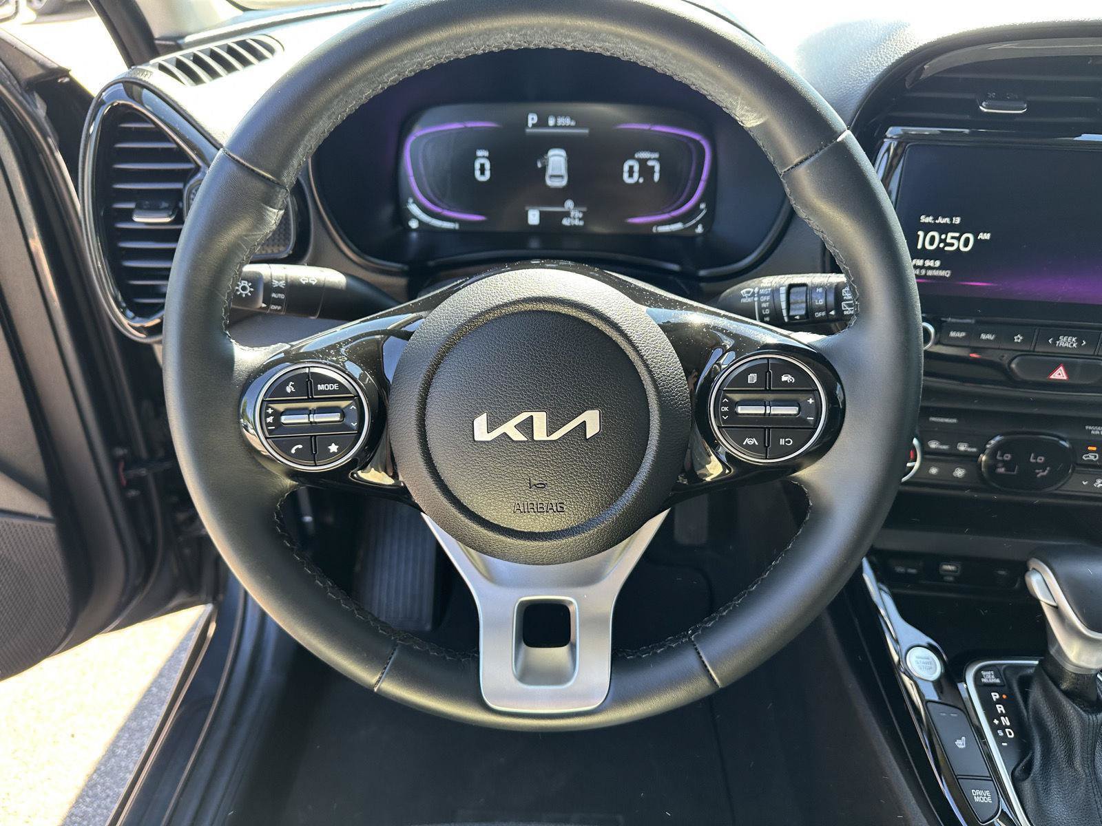 Used 2025 Kia Soul EX FWD image 20
