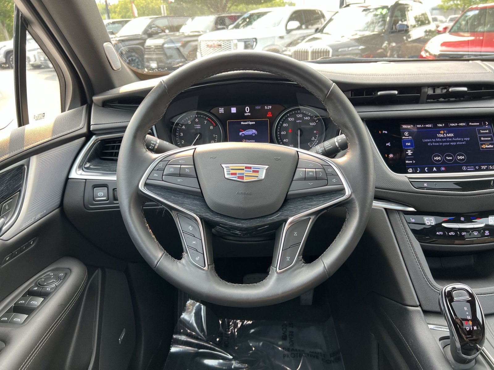 Used 2023 Cadillac XT5 Premium Luxury w/ Technology Package AWD/4WD image 16