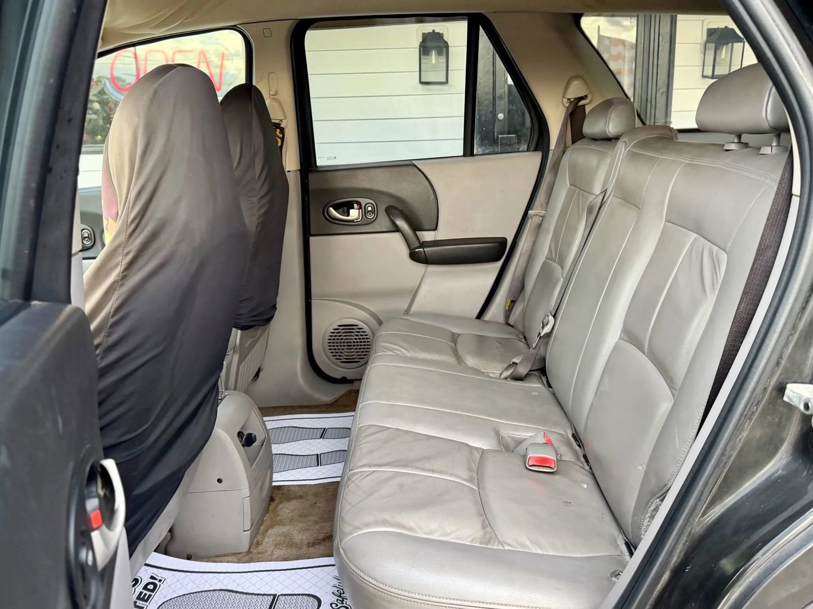 Used 2004 Saturn Vue AWD V6 w/ Leather Appointments Pkg image 10