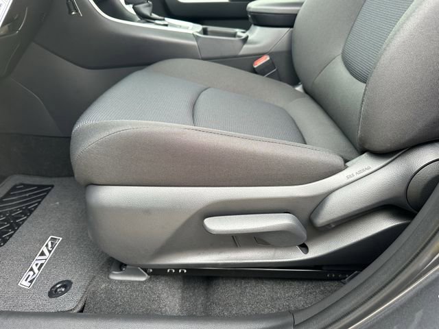 Used 2025 Toyota RAV4 LE image 24