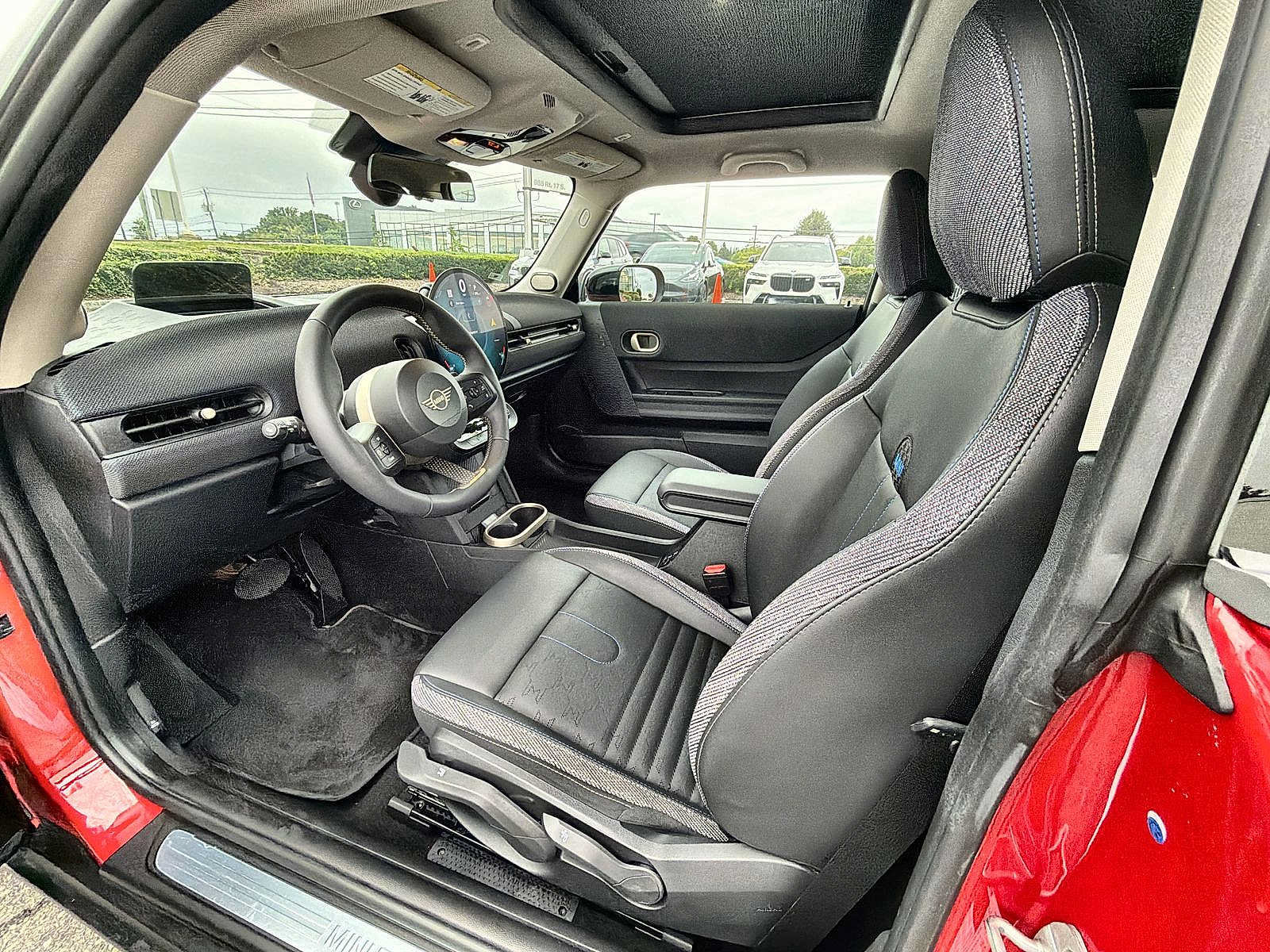 Used 2025 MINI Cooper S FWD image 10