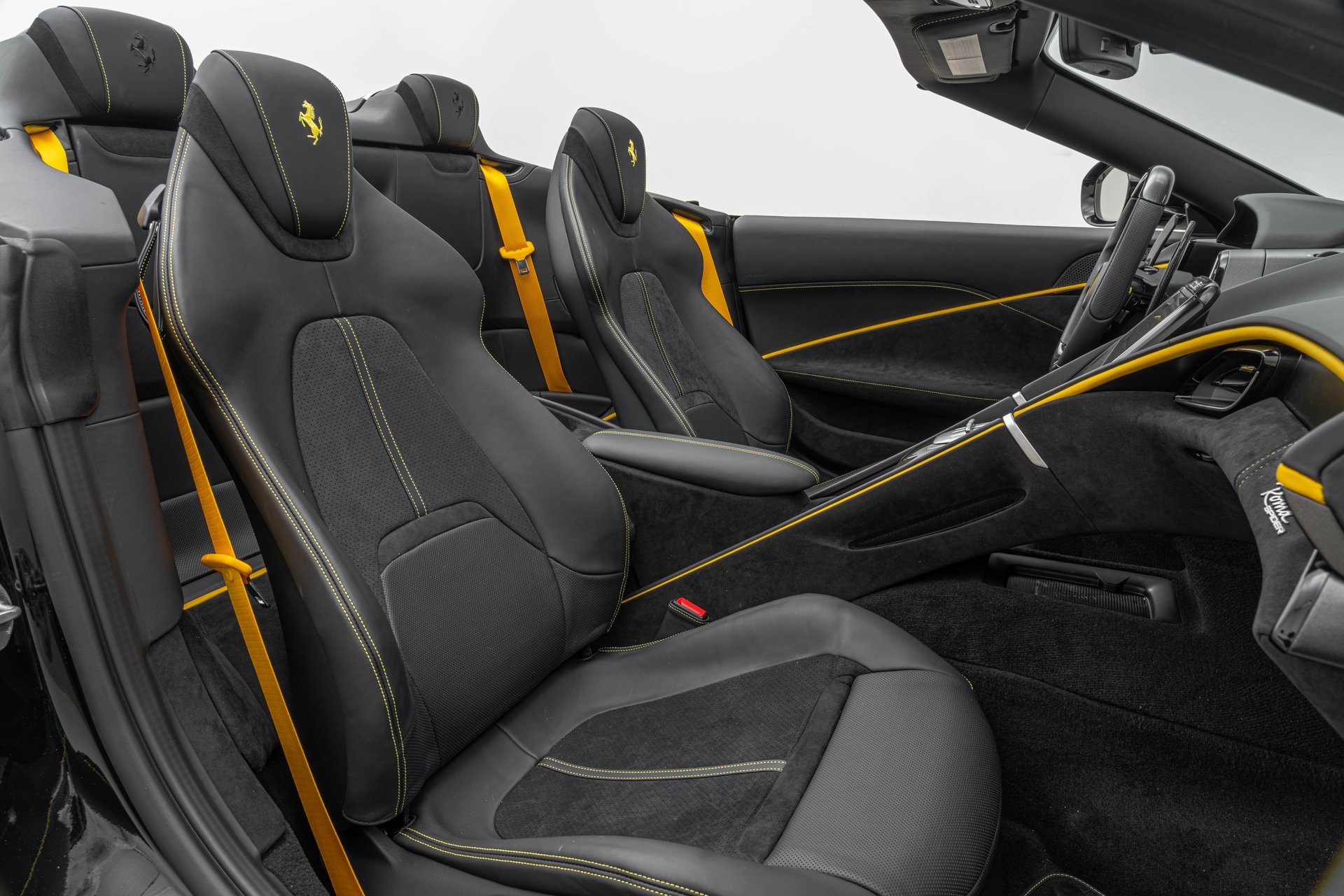 Certified 2025 Ferrari Roma Spider image 30