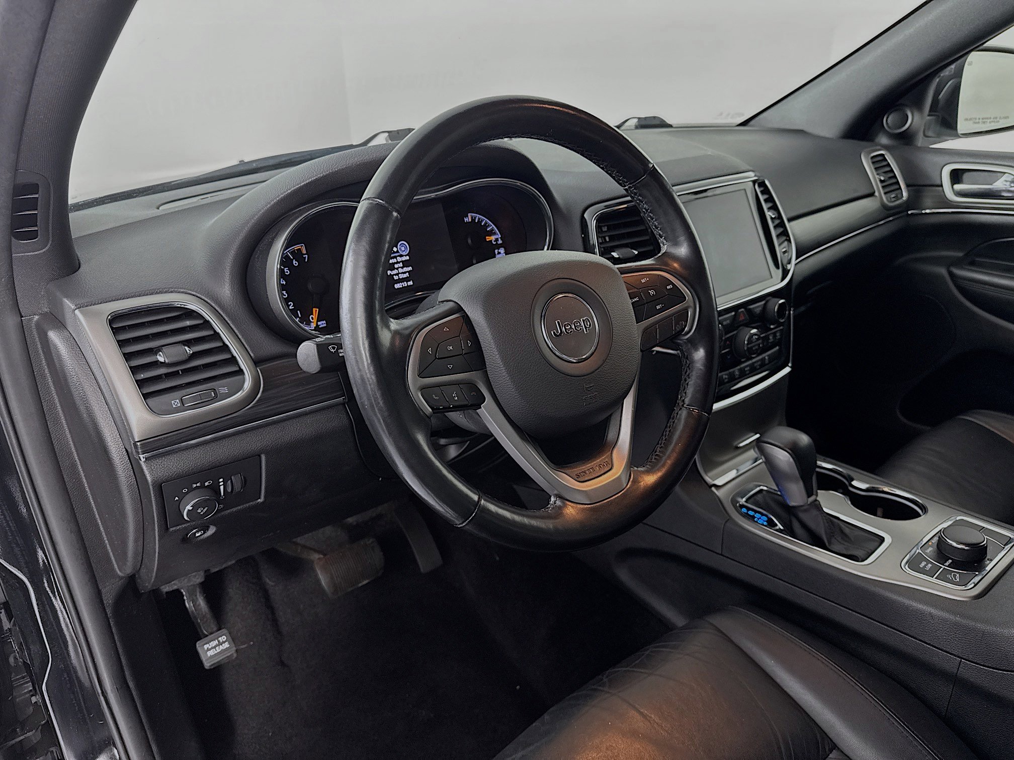 Used 2021 Jeep Grand Cherokee Limited image 9