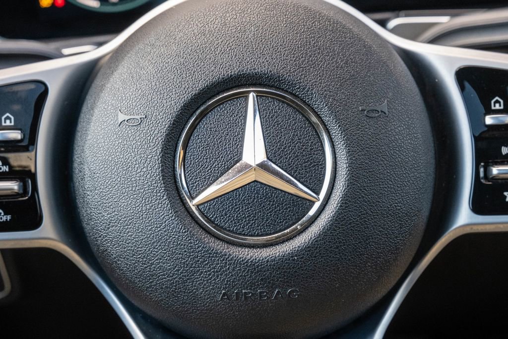 Used 2021 Mercedes-Benz GLB 250 4MATIC image 22