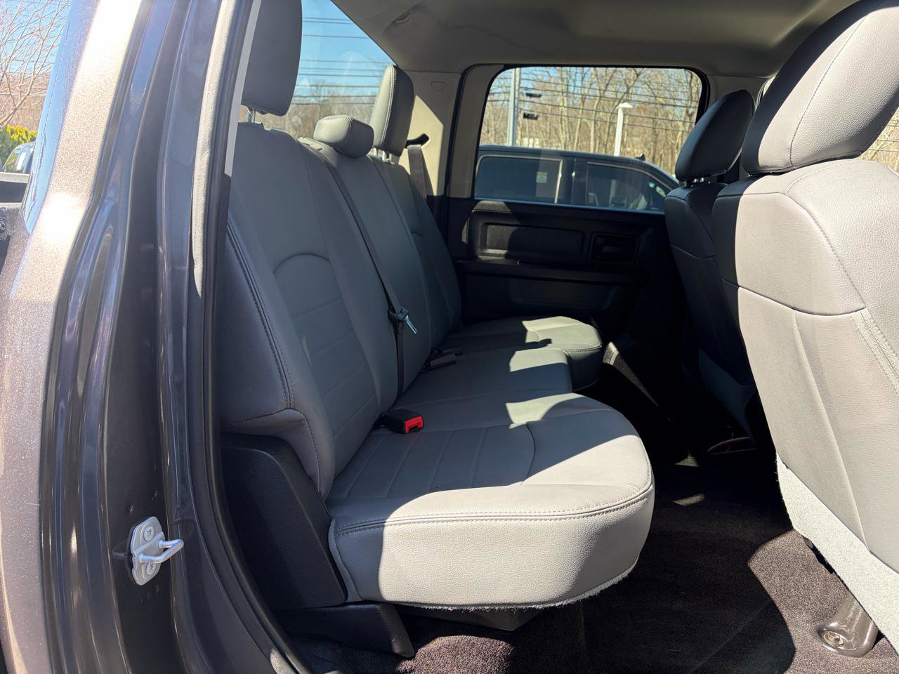 Used 2016 RAM 2500 Tradesman w/ Chrome Appearance Group image 41