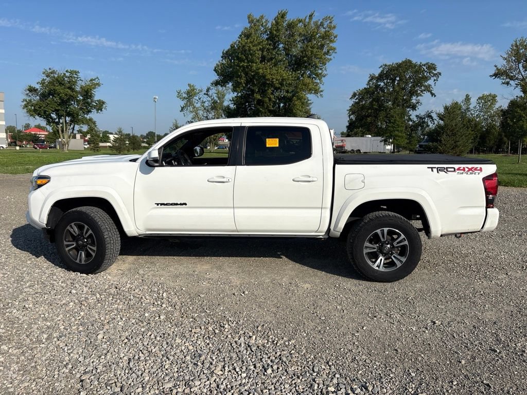 Used 2019 Toyota Tacoma TRD Sport w/ Technology Package AWD/4WD image 7