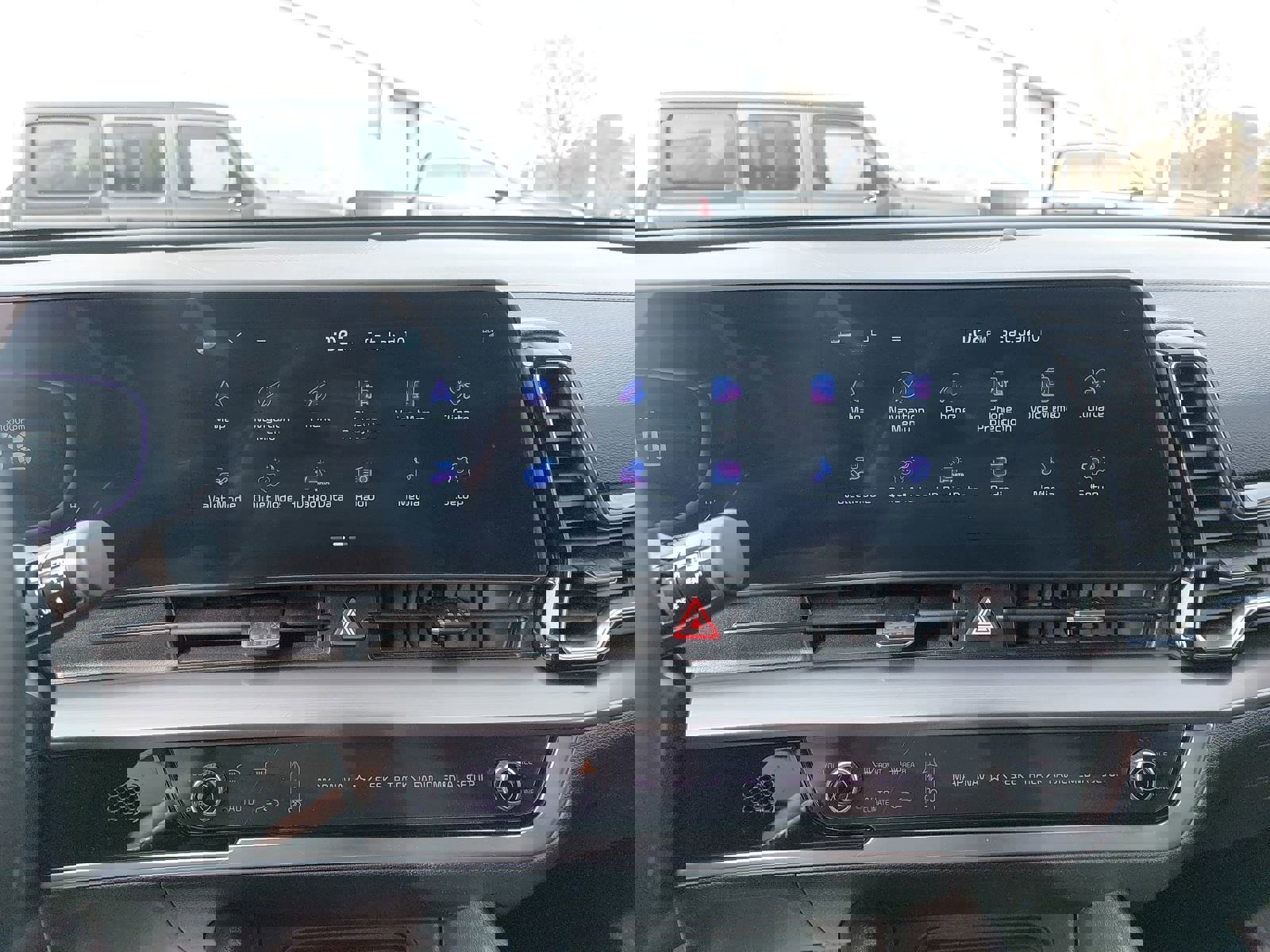 Used 2023 Kia Sportage EX image 22