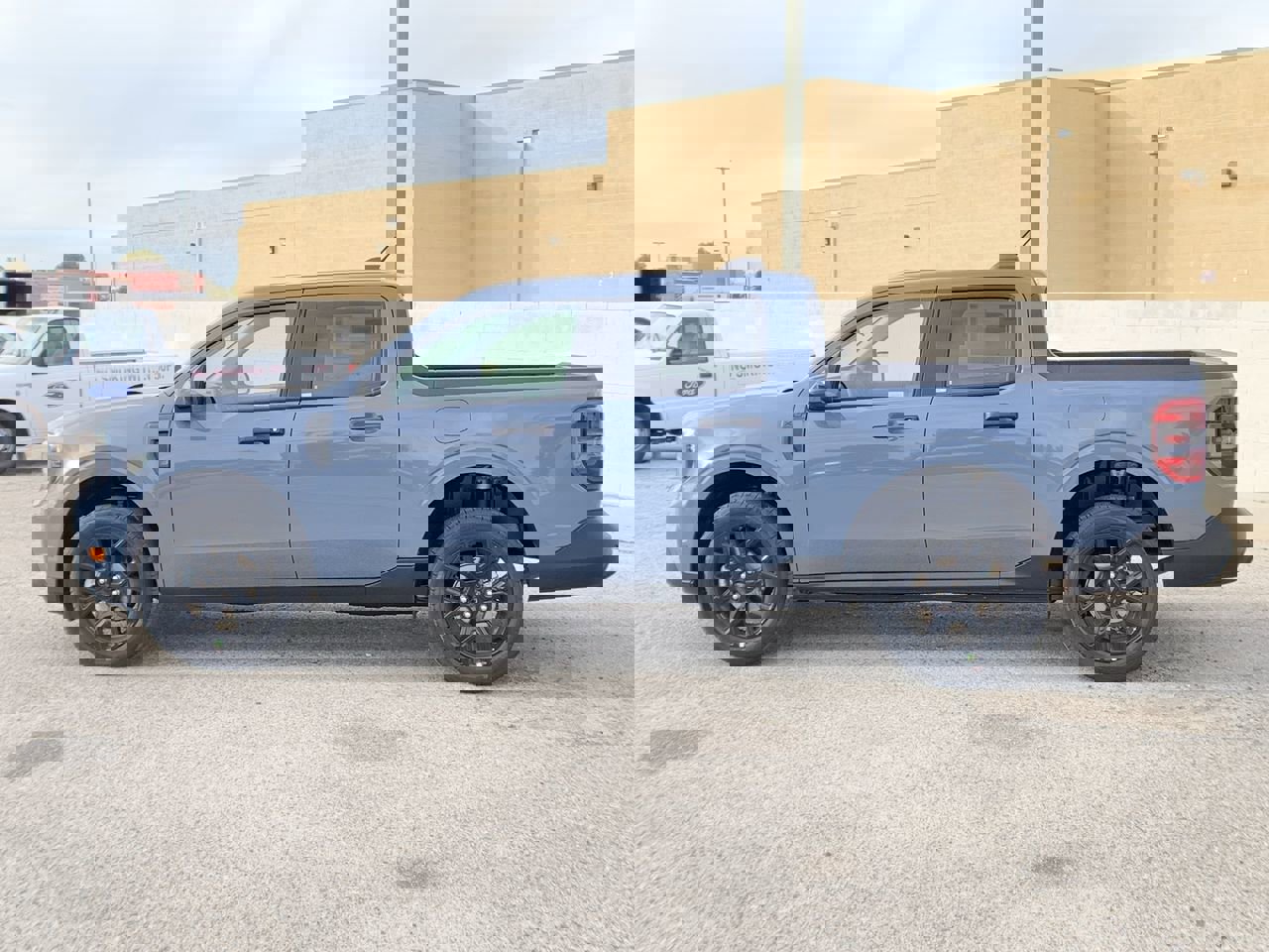 New 2025 Ford Maverick XLT w/ XLT Luxury Package image 5