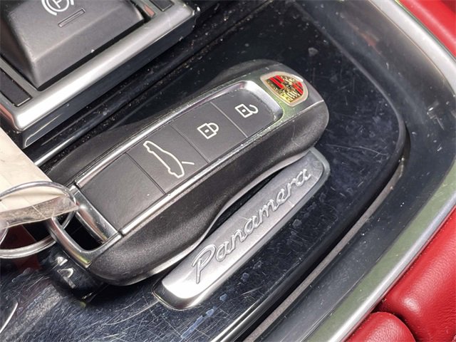 Used 2021 Porsche Panamera GTS image 44