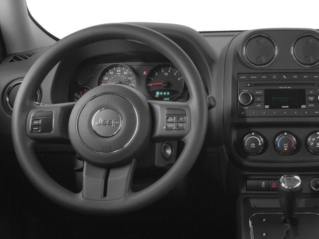 Used 2016 Jeep Patriot High Altitude AWD/4WD image 6