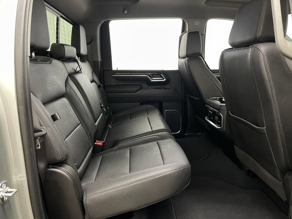 Used 2026 GMC Sierra 2500 SLT w/ SLT Premium Package AWD/4WD image 44
