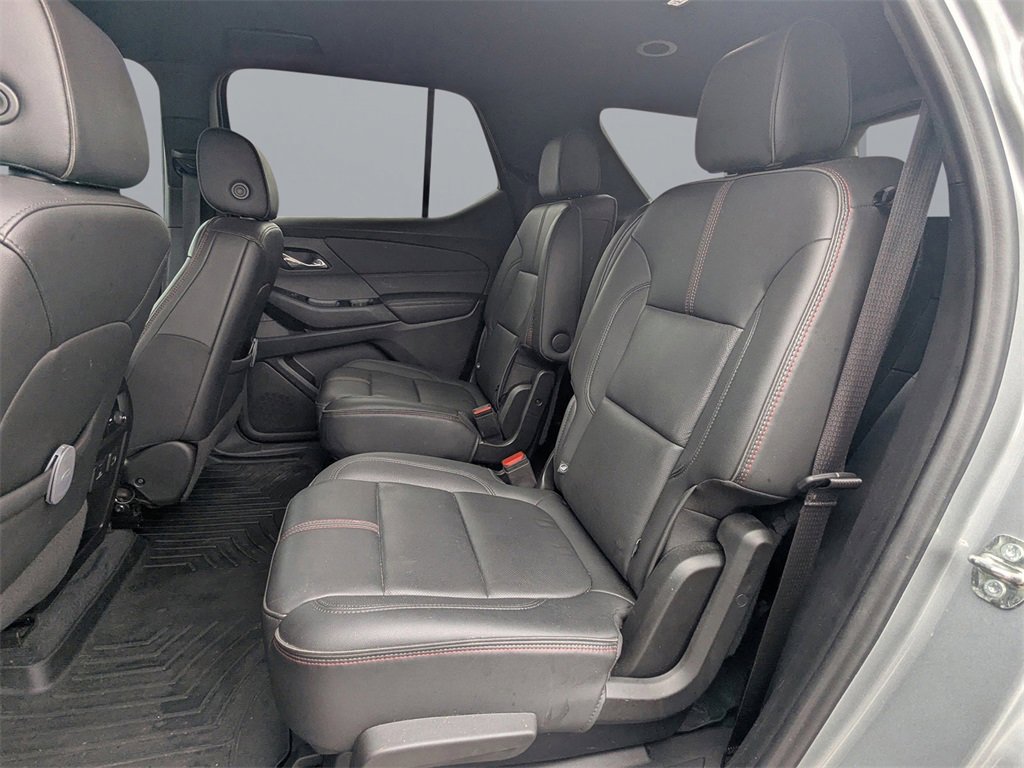 Used 2023 Chevrolet Traverse RS image 14
