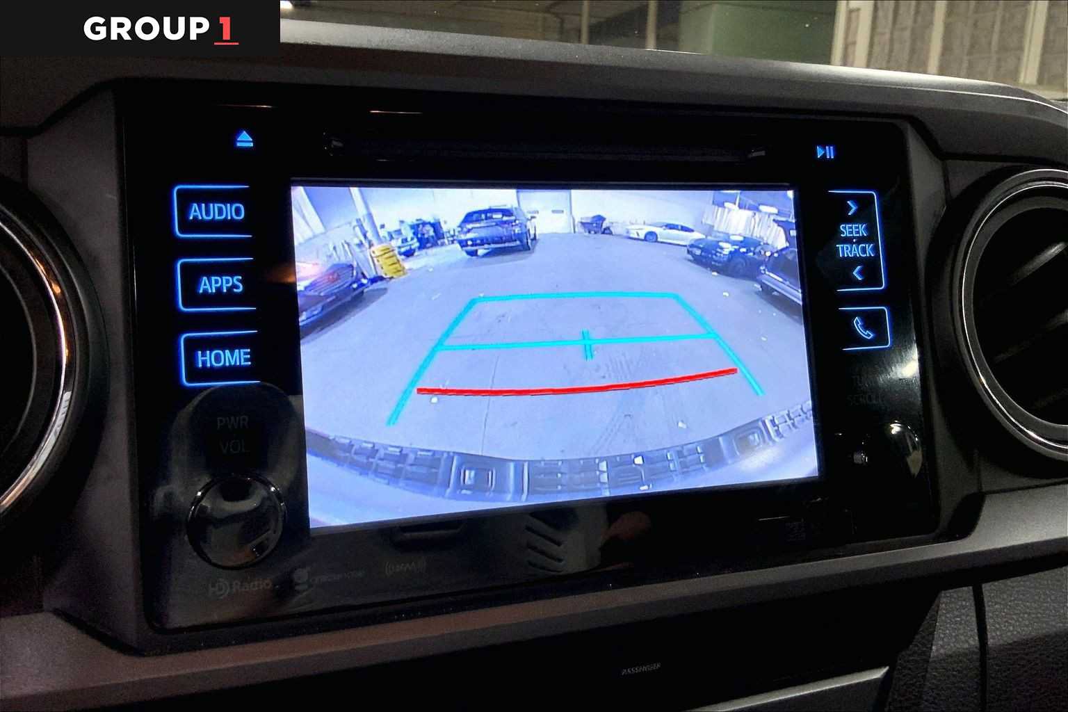 Certified 2017 Toyota Tacoma TRD Off-Road w/ Tow Package AWD/4WD image 26