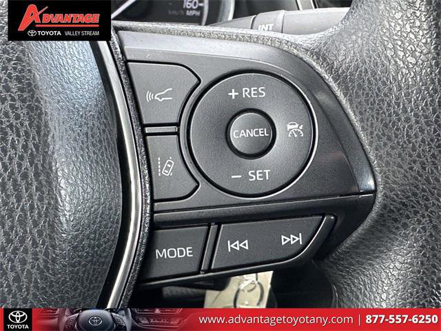 Certified 2019 Toyota Camry LE image 24