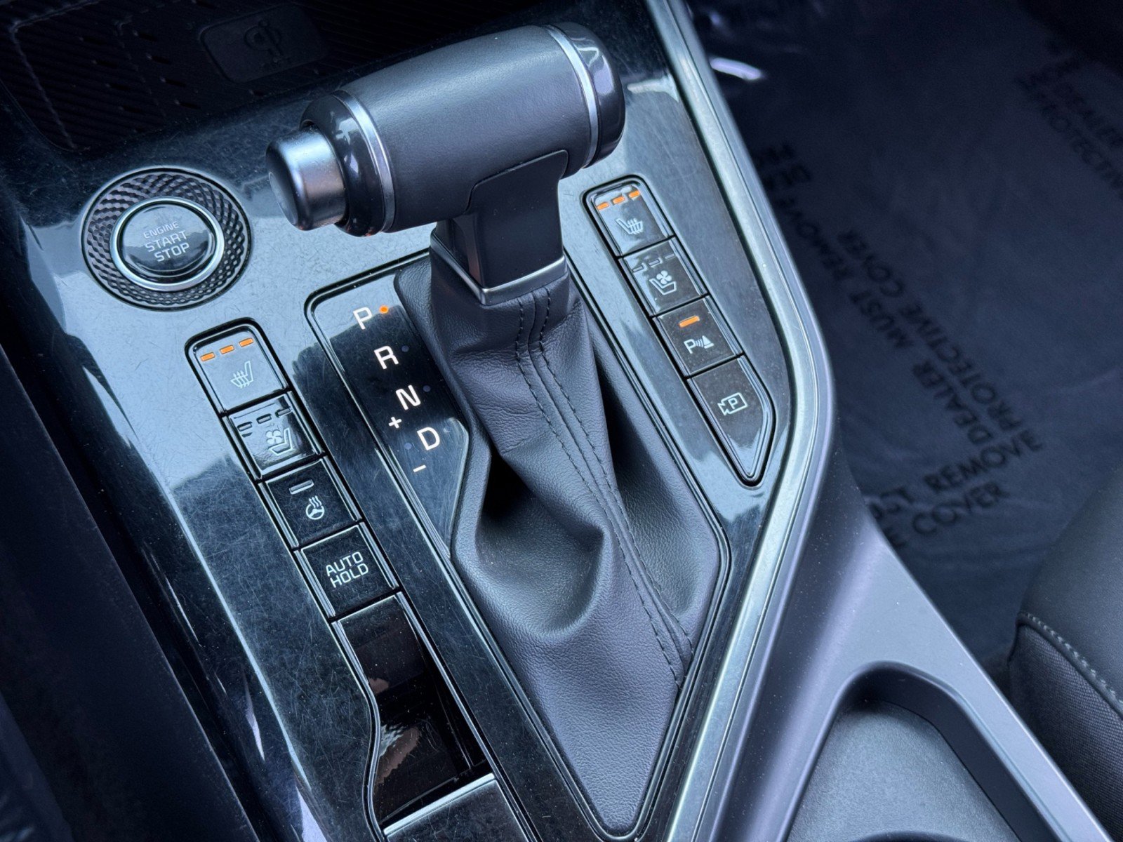 Used 2023 Kia Niro SX Touring image 29