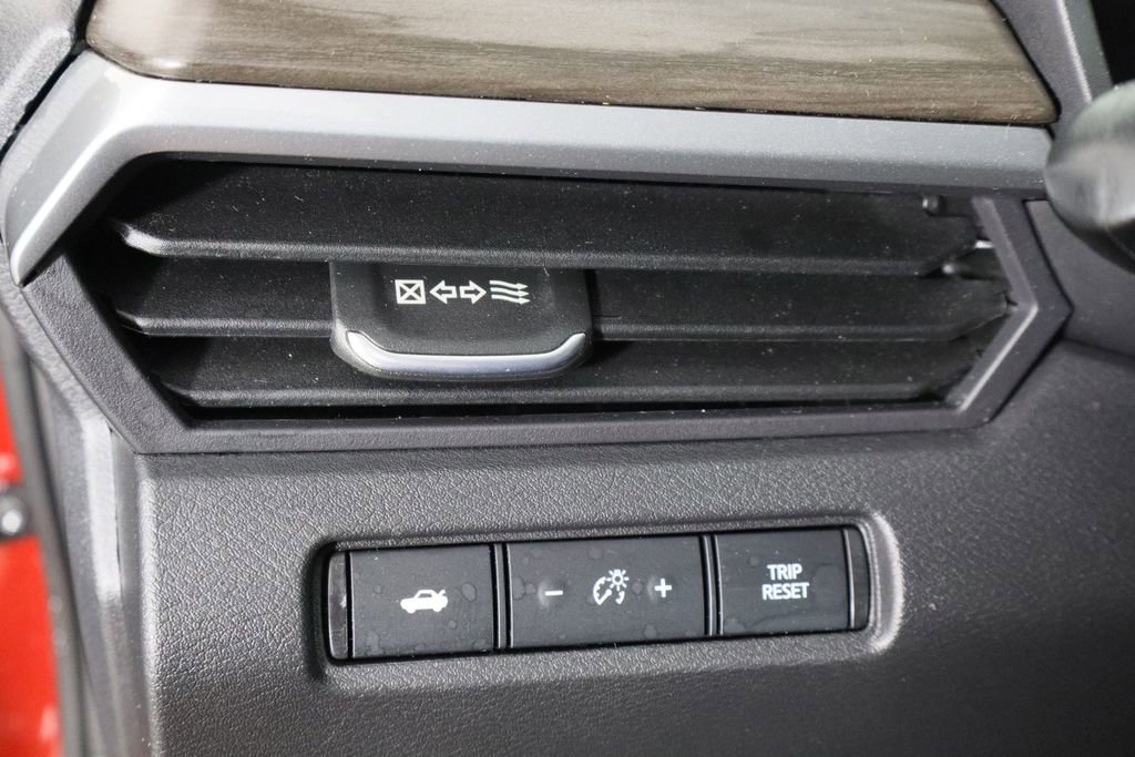 Used 2023 Nissan Altima 2.5 SV image 23