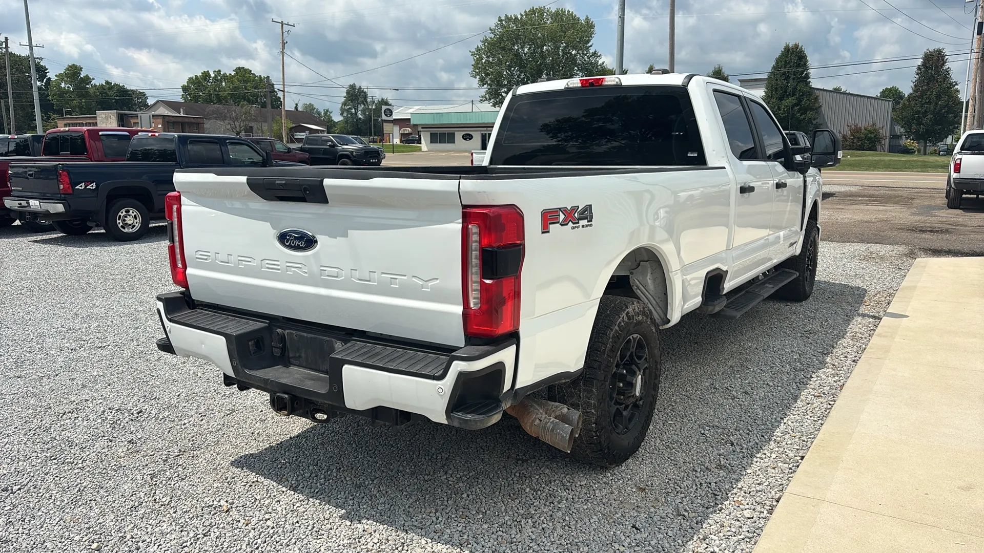 Used 2024 Ford F250 XL w/ STX Appearance Package AWD/4WD image 6