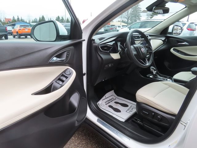 Used 2023 Buick Encore GX Select image 16