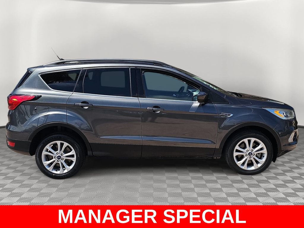 Used 2019 Ford Escape SEL AWD/4WD image 2