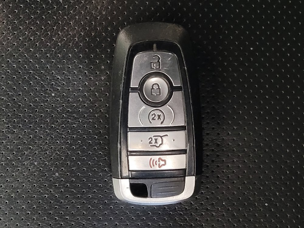 Used 2019 Ford Explorer Sport w/ Equipment Group 401A AWD/4WD image 32