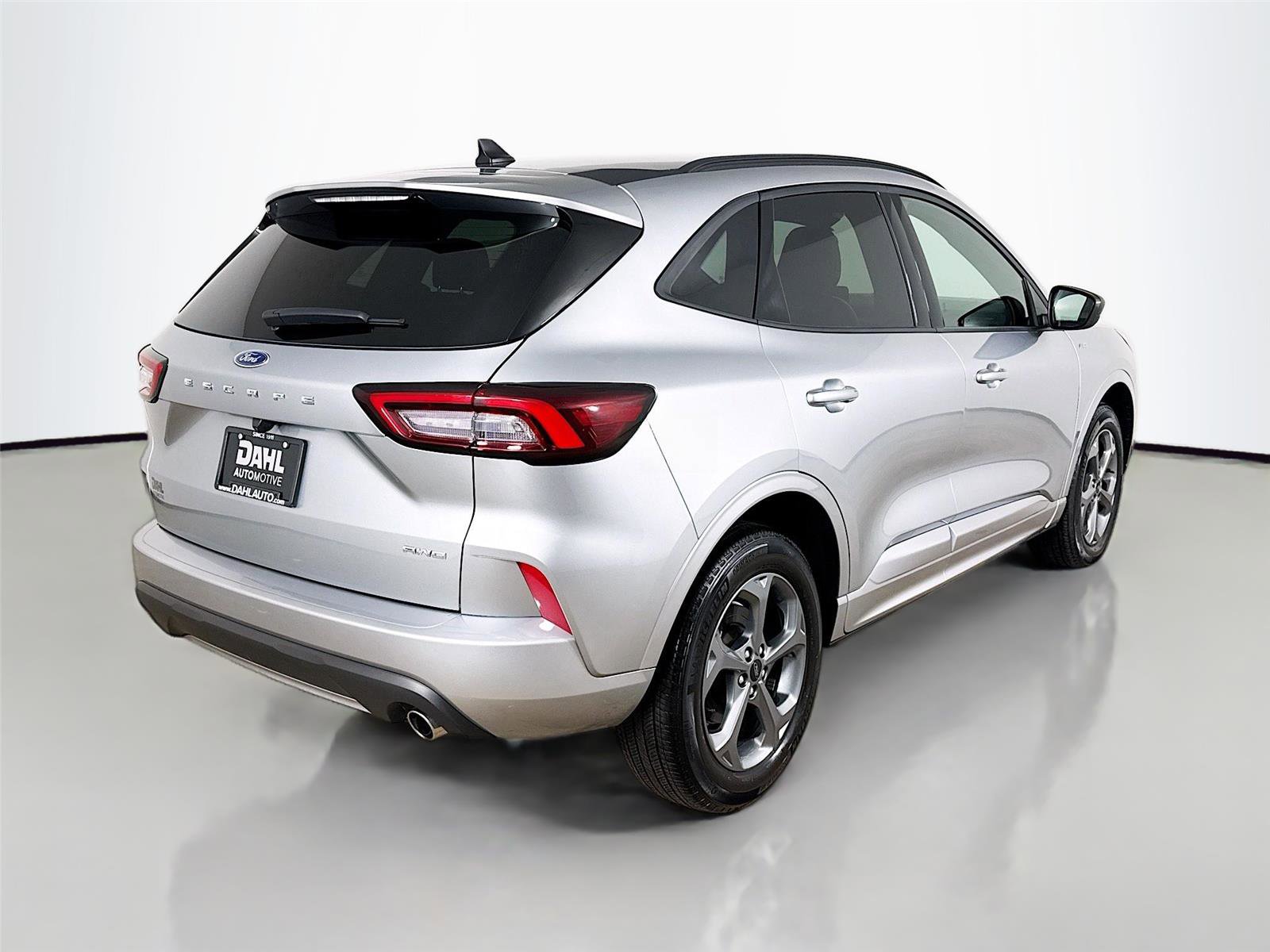 Used 2024 Ford Escape ST-Line image 13