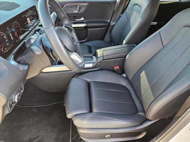 Certified 2025 Mercedes-Benz GLB 250 image 15