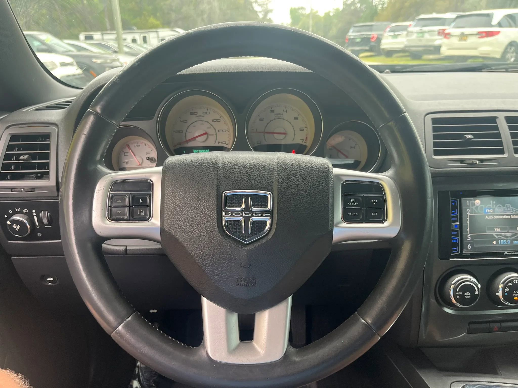 Used 2014 Dodge Challenger SXT RWD image 18